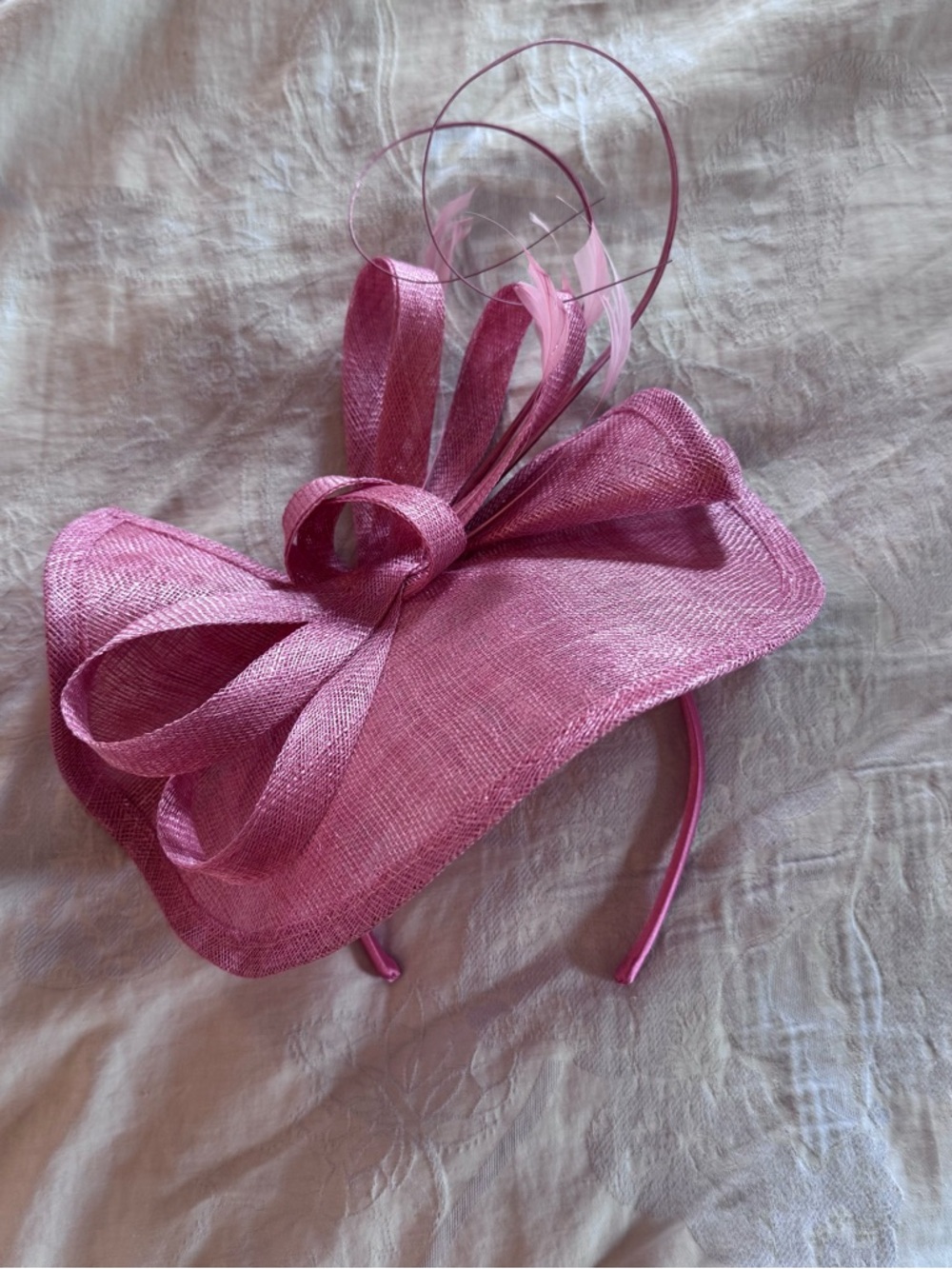 New Pink Women’s Fascinator Headband - Elegant Bow and Feather Accent - Derby
